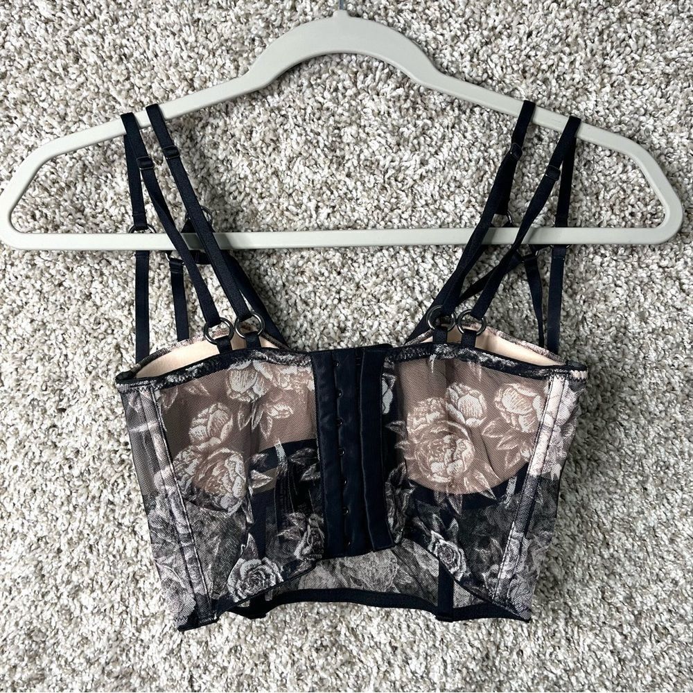 Victoria's Secret Black and Taupe Floral Strappy Longline Bra - Picture 3 of 5